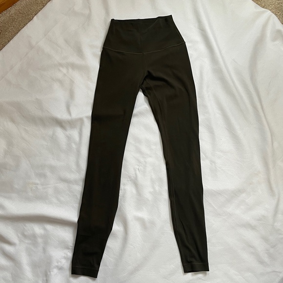 lululemon athletica olive green Leggings 28” inseam - Picture 4 of 6